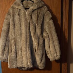 Gallery Faux Fur Hooded Coat in Light Gray